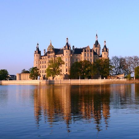 Gasthof Zur Guten Quelle Schwerin  Exterior photo